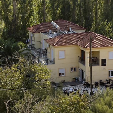 Coral Hotel Plomari Buitenkant foto