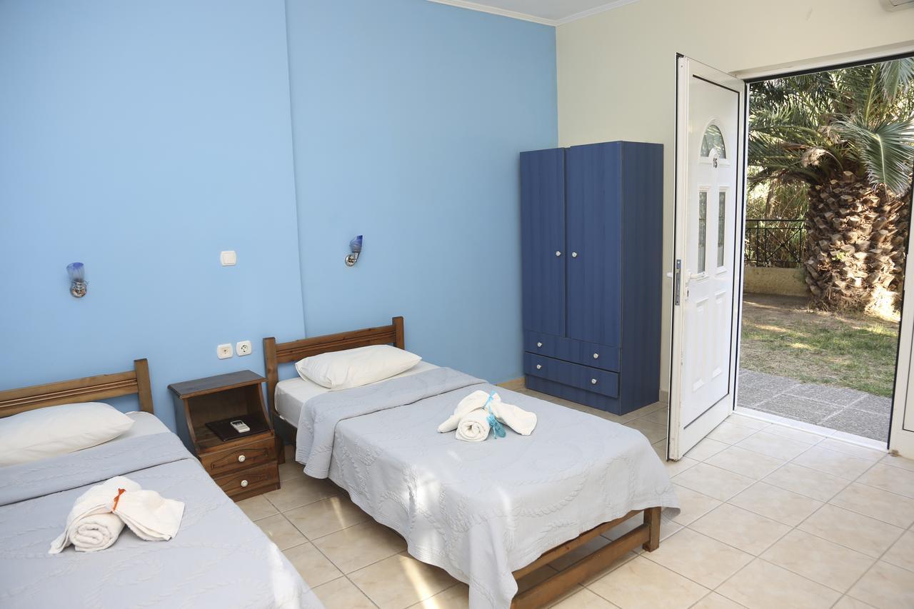 Coral Hotel Plomari Buitenkant foto